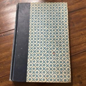 Vintage Mary of Scotland book‎